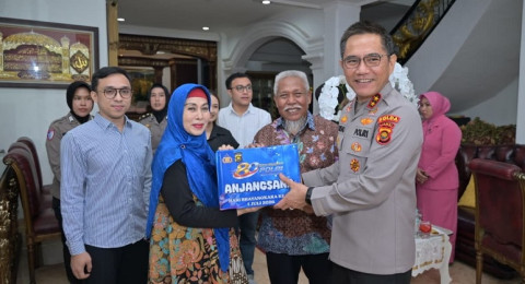Kapolda Jambi dan Bhayangkari Anjangsana ke Kediaman Purnawirawan Polri
